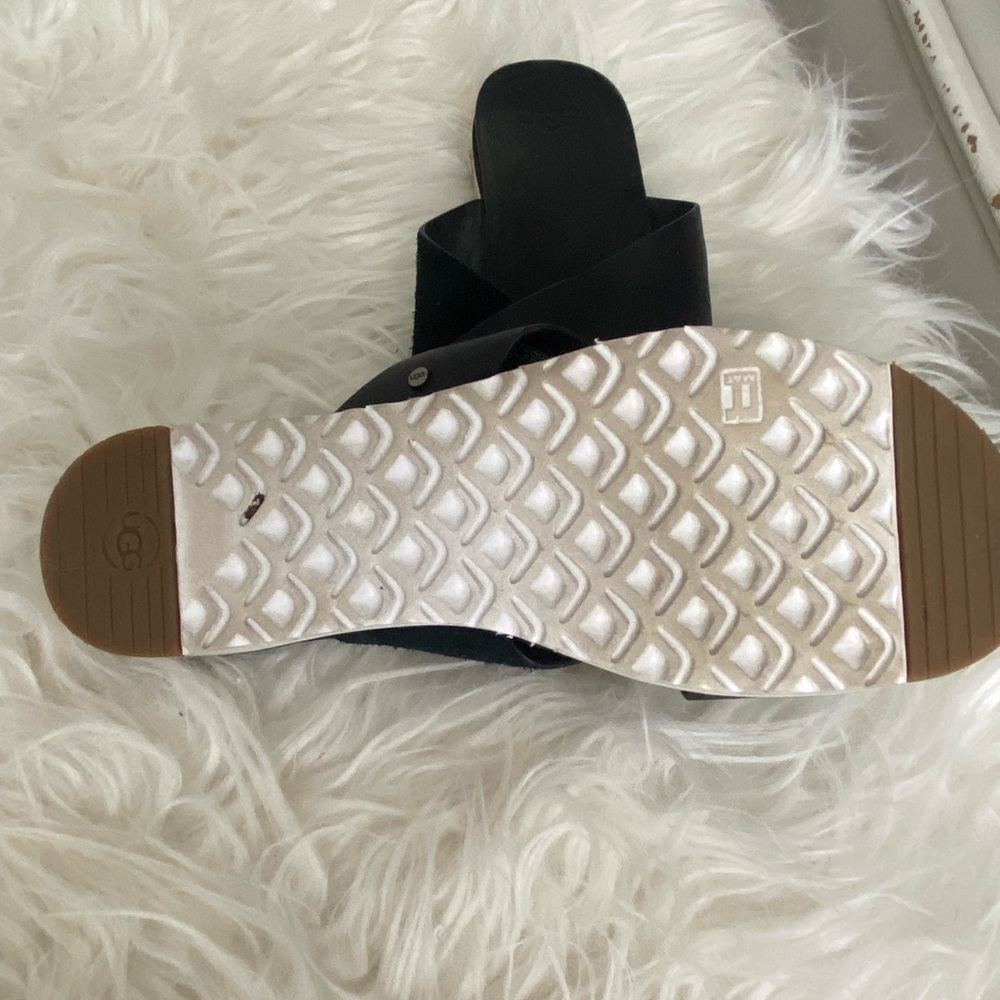 Kari Slide ugg - Picture 4 of 5